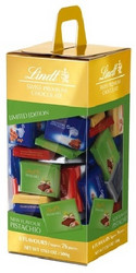 Продуктови Категории Шоколади Lindt Лимитирана серия с уникалния шоколад с шам - фъстък 500 гр. 80 бр.